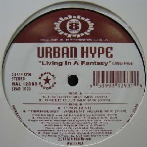 画像: URBAN HYPE / LIVING IN A FANTASY (US)